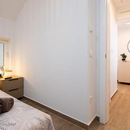 Apartments Summer โตรกีร์ ภายนอก รูปภาพ